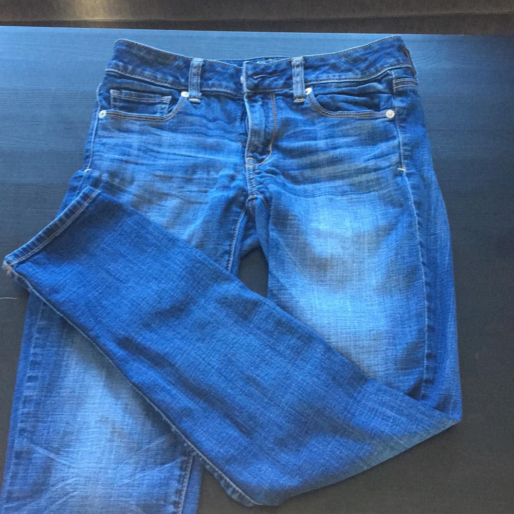 Size 2 American Eagle Skinny Jeans